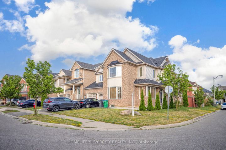 Photo 1 at 14 Alboreto Way, Credit Valley, Brampton