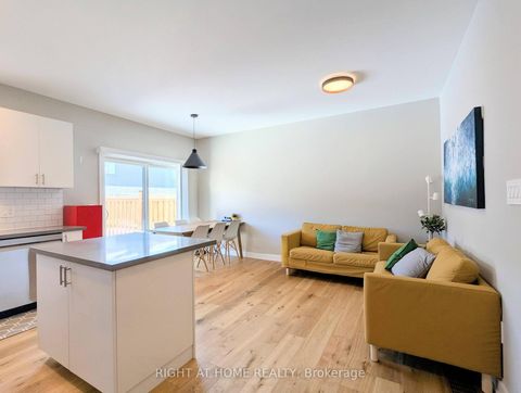 Photo 4 at 22 Westwood Avenue, Painswick South, Barrie