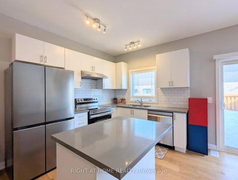 Photo 7 at 22 Westwood Avenue, Painswick South, Barrie