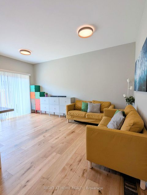 Photo 9 at 22 Westwood Avenue, Painswick South, Barrie