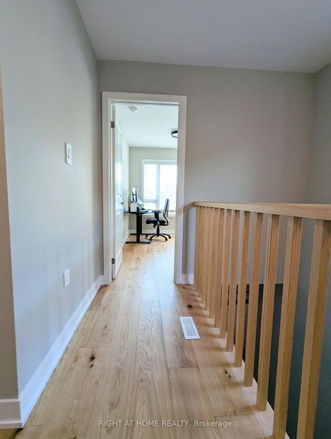 Photo 14 at 22 Westwood Avenue, Painswick South, Barrie