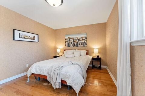 Photo 21 at 130 Carsbrooke Road, Etobicoke West Mall, Toronto