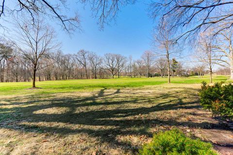 Photo 11 at 32 Edenbrook Hill, Humber Valley, Toronto