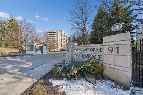 Photo 27 at 512 - 81 Townsgate Drive, Yorkhill, Vaughan