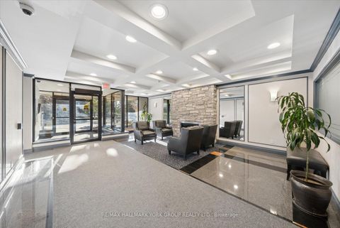 Photo 39 at 512 - 81 Townsgate Drive, Yorkhill, Vaughan