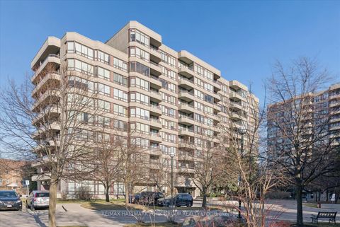 Photo 41 at 512 - 81 Townsgate Drive, Yorkhill, Vaughan