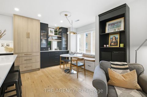 Photo 4 at 26 - 208 Niagara Street, Niagara, Toronto