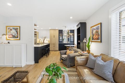 Photo 12 at 26 - 208 Niagara Street, Niagara, Toronto