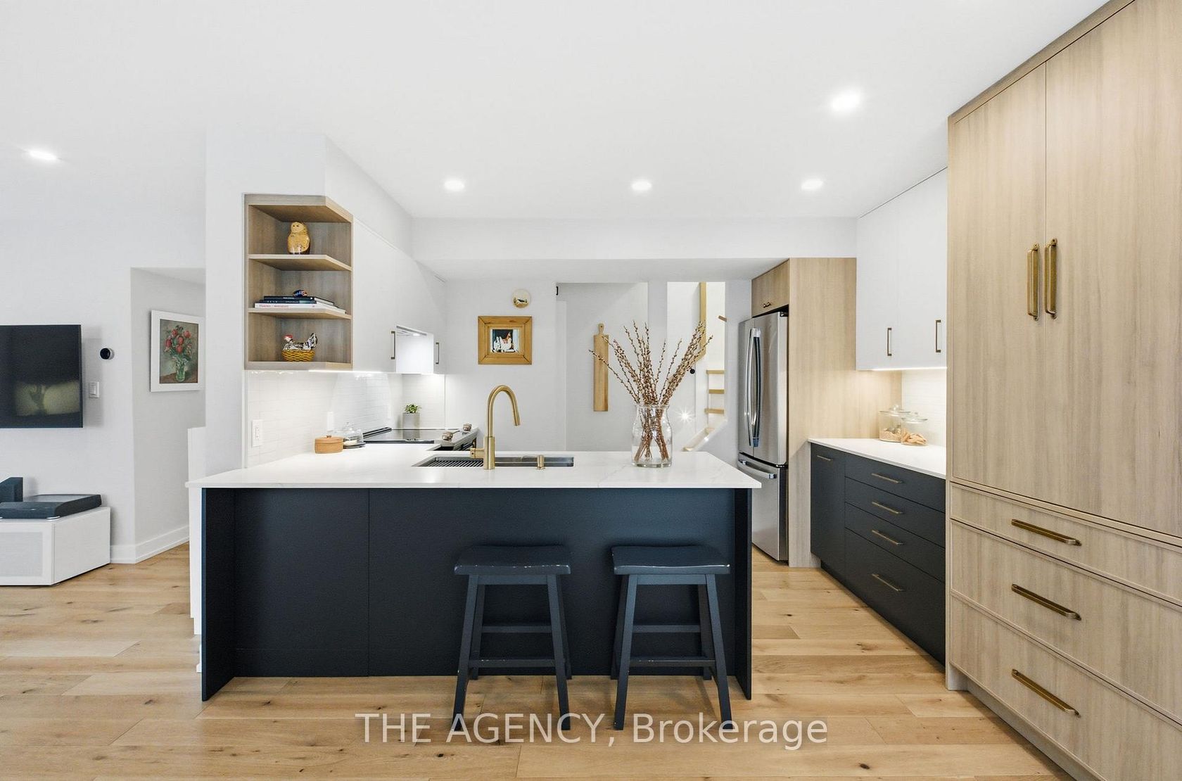 26 - 208 Niagara Street, Niagara, Toronto photo 4