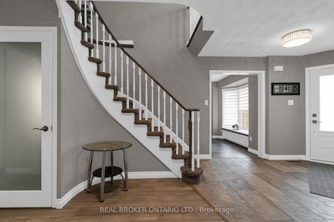 Photo 5 at 53 Taylor Drive, Bayshore, Barrie