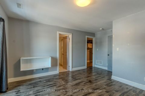 Photo 9 at 23A Jeavons Avenue, Birchmount, Toronto