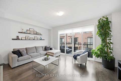 Photo 14 at 11 Fancamp Drive, Rural Vaughan, Vaughan