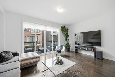 Photo 15 at 11 Fancamp Drive, Rural Vaughan, Vaughan