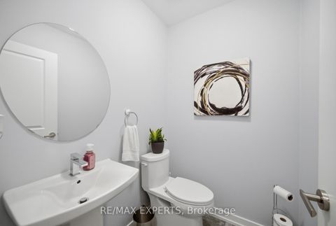 Photo 18 at 11 Fancamp Drive, Rural Vaughan, Vaughan