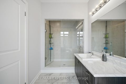 Photo 27 at 11 Fancamp Drive, Rural Vaughan, Vaughan