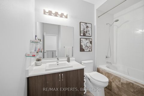 Photo 32 at 11 Fancamp Drive, Rural Vaughan, Vaughan