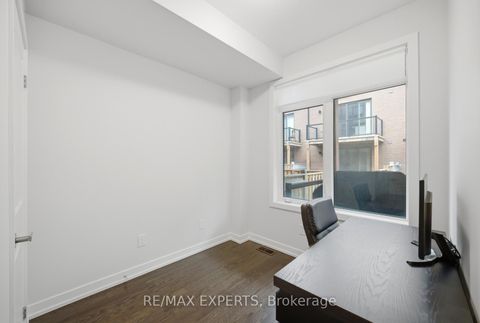 Photo 38 at 11 Fancamp Drive, Rural Vaughan, Vaughan