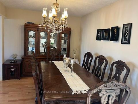 Photo 9 at 54 Timberview Drive, Patterson, Vaughan