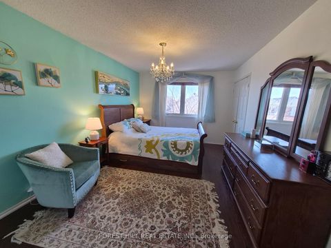 Photo 15 at 54 Timberview Drive, Patterson, Vaughan