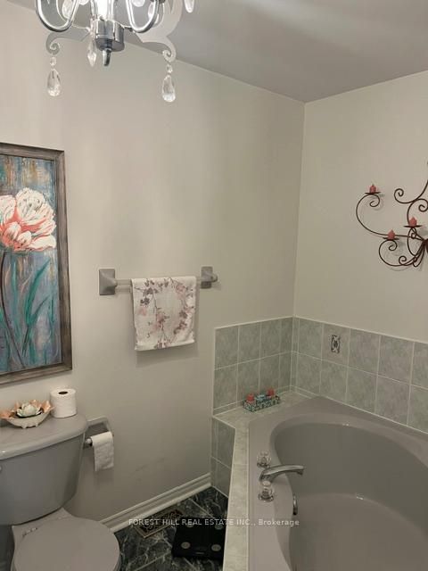 Photo 17 at 54 Timberview Drive, Patterson, Vaughan