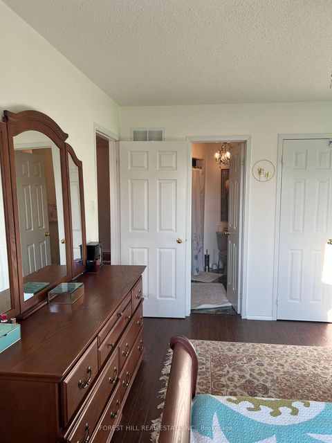 Photo 18 at 54 Timberview Drive, Patterson, Vaughan