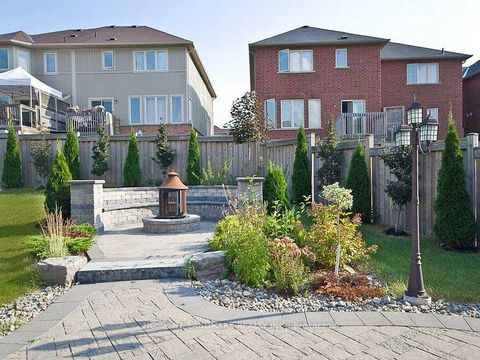 Photo 17 at 98 Stoyell Drive, Jefferson, Richmond Hill