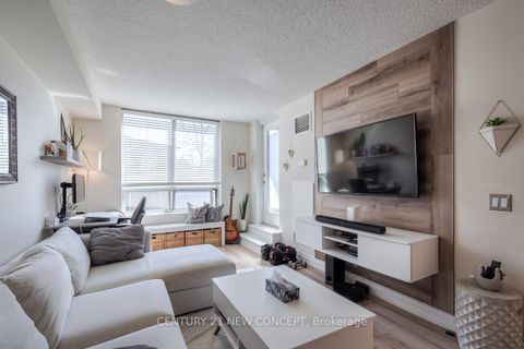Photo 9 at 204 - 78 Harrison Garden Boulevard, Willowdale East, Toronto