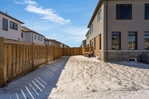 Photo 1 at 52 Durham Avenue, Rural Barrie Southeast, Barrie