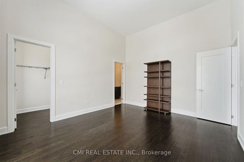 Photo 12 at 392 Farrell Road, Patterson, Vaughan