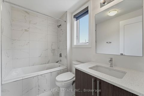 Photo 19 at 392 Farrell Road, Patterson, Vaughan