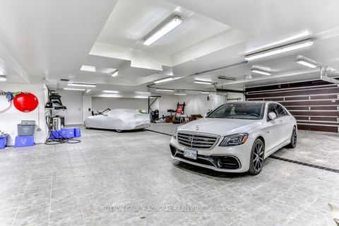 Photo 8 at 66 Scotch Valley Drive, King City, King