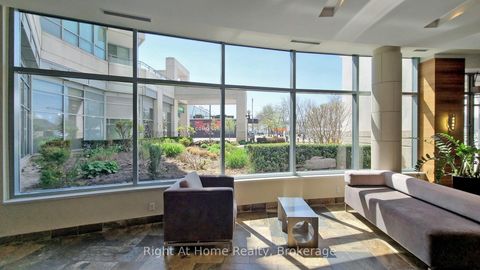 Photo 26 at 209 - 228 Queens Quay W, Waterfront Communities C1, Toronto