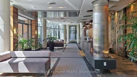 Photo 27 at 209 - 228 Queens Quay W, Waterfront Communities C1, Toronto