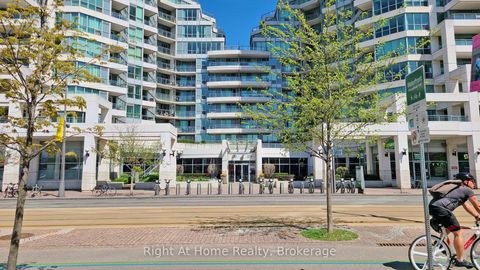 Photo 32 at 209 - 228 Queens Quay W, Waterfront Communities C1, Toronto