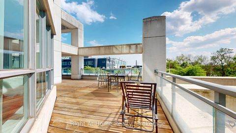 Photo 36 at 209 - 228 Queens Quay W, Waterfront Communities C1, Toronto