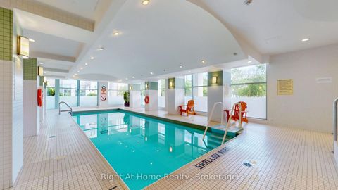 Photo 49 at 209 - 228 Queens Quay W, Waterfront Communities C1, Toronto