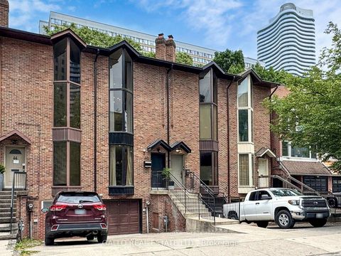 Photo 1 at 46 Mcgill Street, Yonge Corridor, Toronto