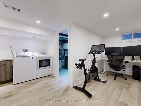 Photo 31 at 46 Mcgill Street, Yonge Corridor, Toronto