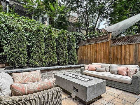 Photo 33 at 46 Mcgill Street, Yonge Corridor, Toronto