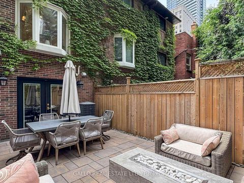 Photo 34 at 46 Mcgill Street, Yonge Corridor, Toronto