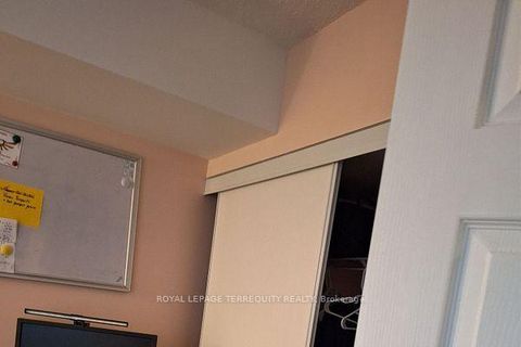 Photo 3 at 515 - 153 Beecroft Road, Westgate, Toronto
