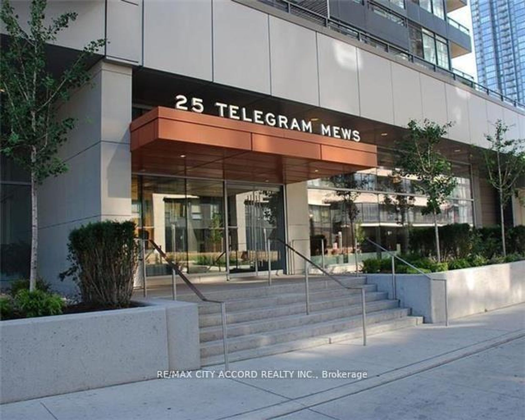 616 - 25 Telegram Mews, Waterfront Communities C1, Toronto photo number 2
