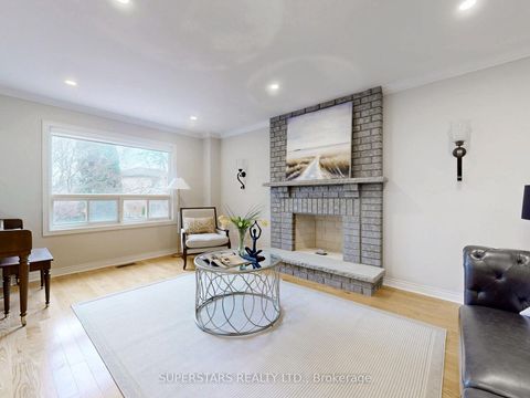 Photo 7 at 5 Jardin Hill Court, Hillcrest Village, Toronto