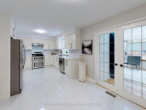 Photo 13 at 5 Jardin Hill Court, Hillcrest Village, Toronto