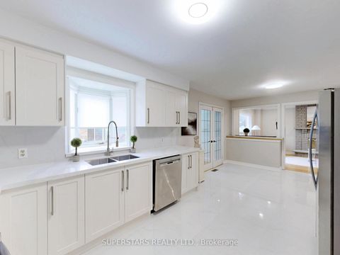 Photo 14 at 5 Jardin Hill Court, Hillcrest Village, Toronto