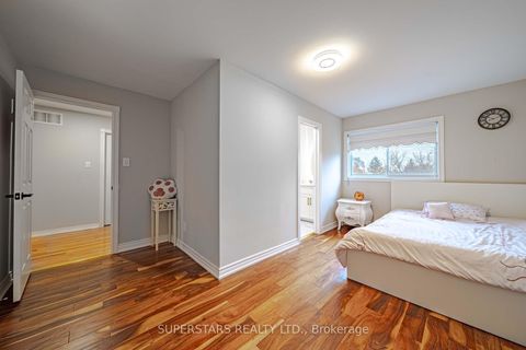 Photo 33 at 5 Jardin Hill Court, Hillcrest Village, Toronto