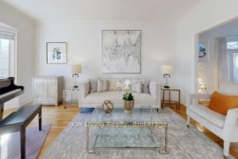 Photo 25 at 18 Hillsborough Court, Bayview Hill, Richmond Hill