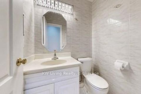 Photo 39 at 18 Hillsborough Court, Bayview Hill, Richmond Hill