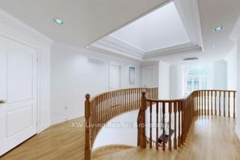 Photo 43 at 18 Hillsborough Court, Bayview Hill, Richmond Hill