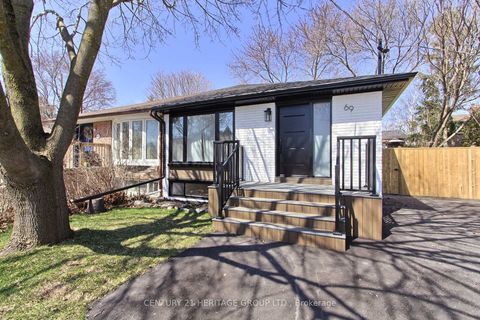 Photo 1 at 69 Marlin Court, London, Newmarket